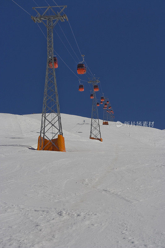 Aerial tramway